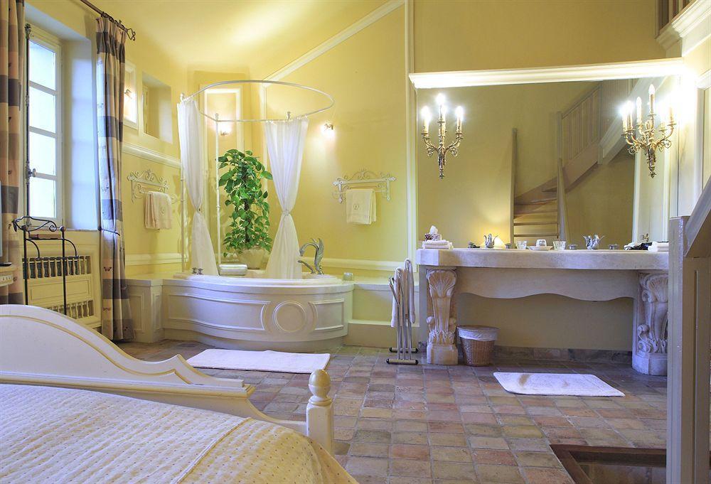 ホテルChateau Les Crostes ロルグ エクステリア 写真